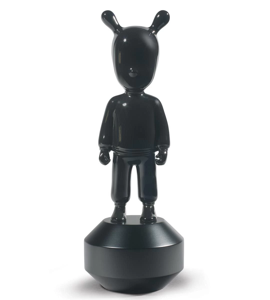 The Little Guest Noir - Jaime Hayon 3 The Little Guest Noir - Jaime Hayon