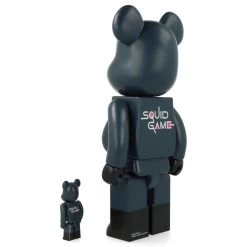 400% + 100% Bearbrick Squid Game Frontman -Jouets Séries Magasin bearbrick400squidgamefrontman3