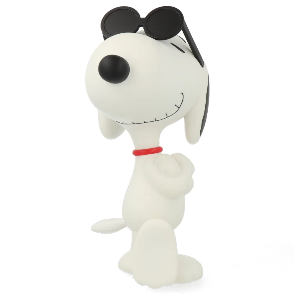 Figurine VCD 70's Peanuts - Sunglasses Snoopy 3 Figurine VCD 70's Peanuts - Sunglasses Snoopy